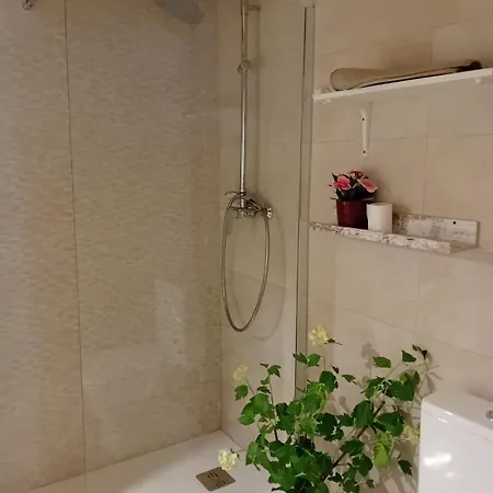 Vivienda A Estrenar Con Aparcamiento Playa Caolin * Lago (Lugo)