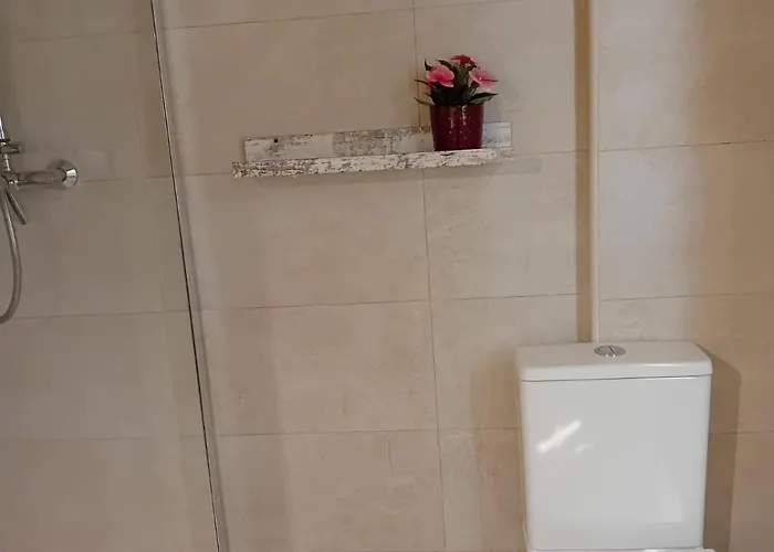 Vivienda A Estrenar Con Aparcamiento Playa Caolin *
